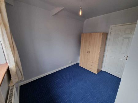 3 Bed Student Accommodation - Photo 4