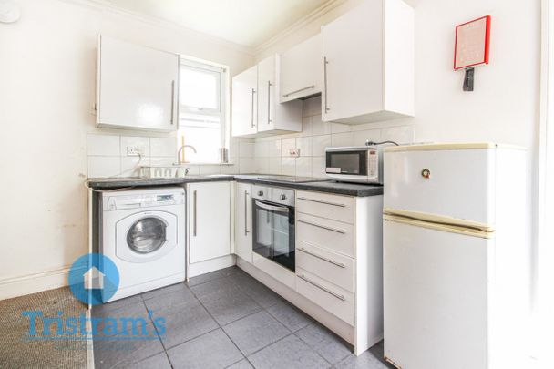 1 bed Apartment for Rent - Photo 1