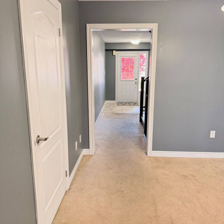 For Lease - 37 Duckworth Road, Cambridge, Ontario - Photo 1