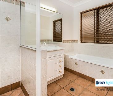 4 Yale Close, Douglas QLD 4354 - House For Rent | Domain - Photo 2