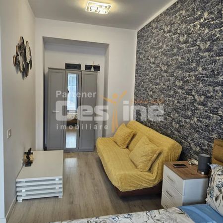 Garsoniera premium, loc de parcare cu bariera, situata in ca - Fotografie 5