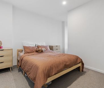 Stylish Apartment in the Heart of Moonee Ponds - Photo 4