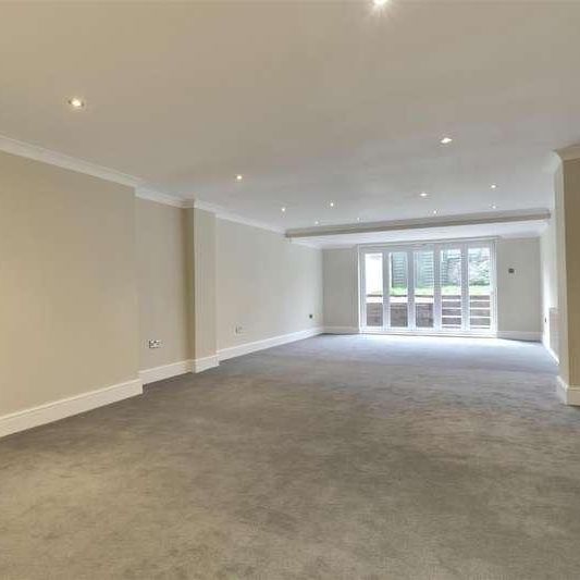 Campbell Road, Southsea, PO5 - Photo 1