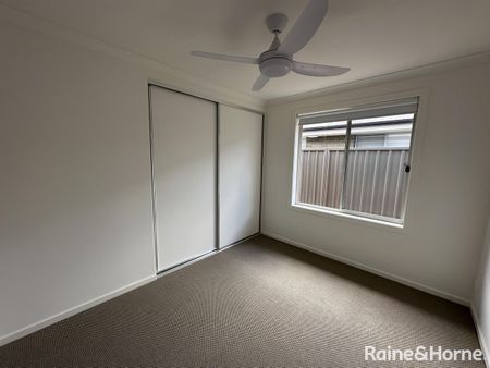 Modern 4-Bedroom Family Home in Munno Para Downs! - Photo 3