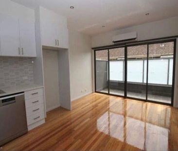 West Footscray - Photo 4