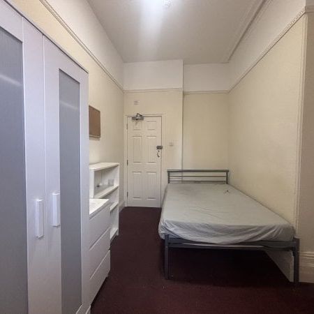 Holyhead Road, CV1 3AD, Property for rent - Photo 1