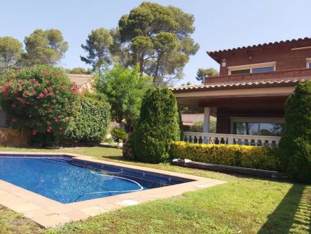 Sant Cugat Del Vallès - Photo 5