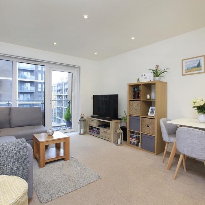 1 bedroom flat to rent - Photo 1