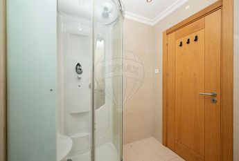 Apartamento T4 em Lisboa