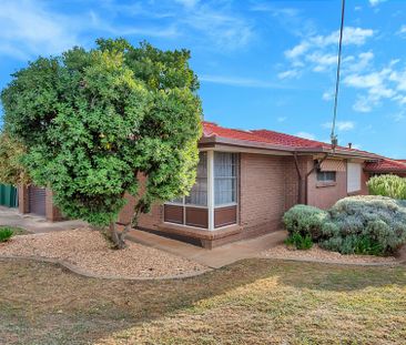 Tidy Two Bedroom Unit in Central Salisbury East - Photo 4