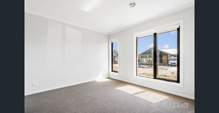 Well-Appointed Living in a Growing Fraser Rise Pocket - Photo 2