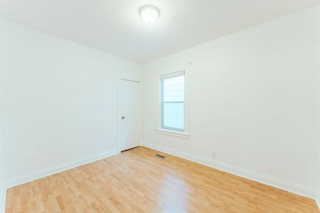 For Lease - 203 Virginia Avenue, Toronto, Ontario - Photo 4