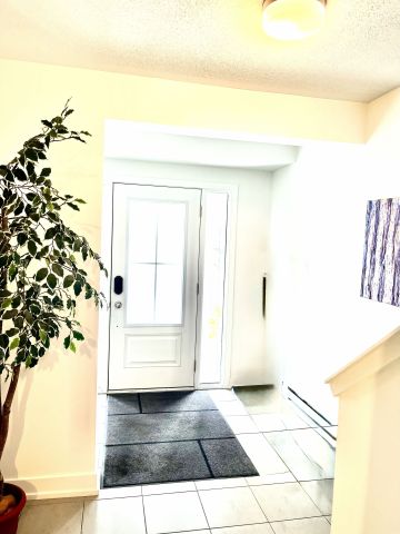 For Lease - 289 Anyolite Private, Barrhaven, Ontario - Photo 3