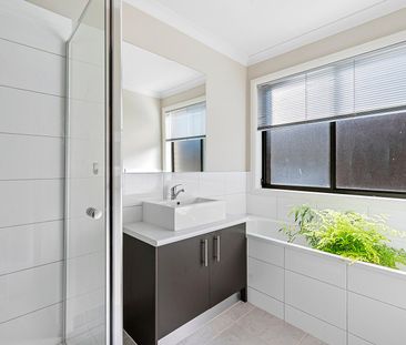 Neat 3 Bedroom Home with open plan living in Epsom - Photo 4