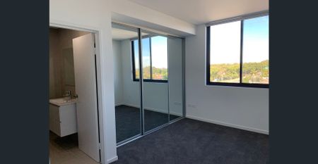 ITS GOT THE LOT - Photo 4