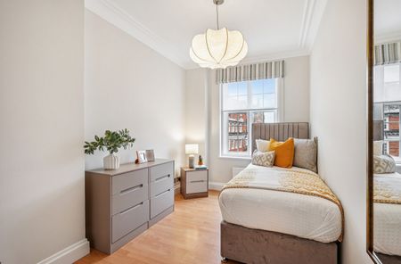 Stafford Court, W8, London - Photo 5