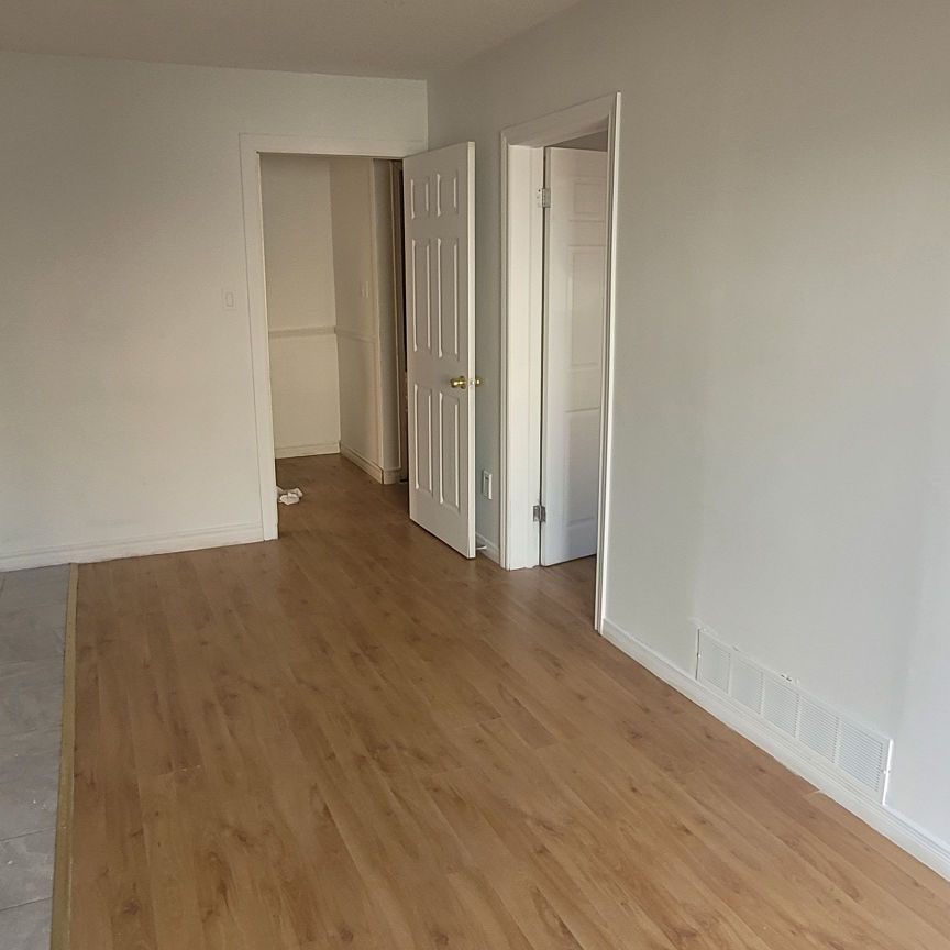 For Lease - 28 Greenleaf Terrace Unit# Ground Floor, Toronto, Ontario - Photo 1