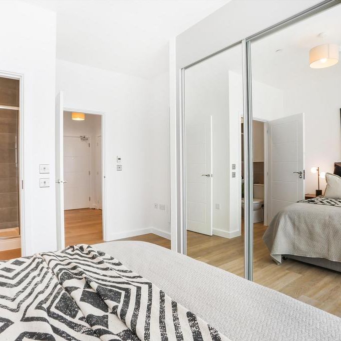 2 bedroom flat to rent - Photo 1