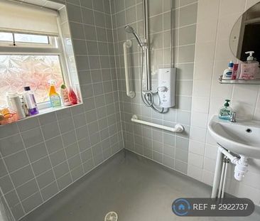 4 bedroom terraced house to rent - Photo 6