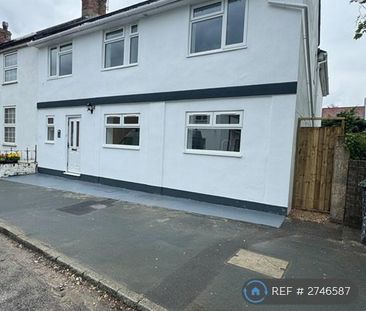 1 bedroom in a house share to rent - Photo 3