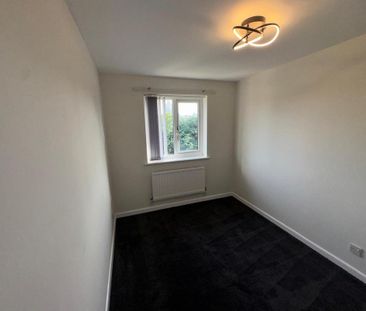 4 bedroom detached house to rent - Photo 5