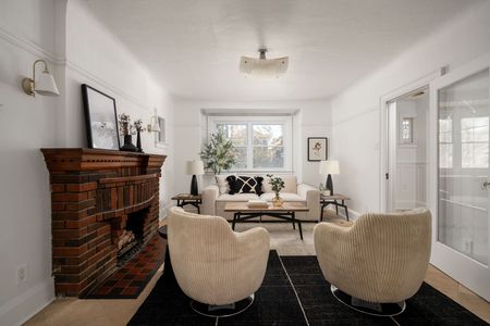 For Lease - 217 Northcliffe Boulevard, Toronto, Ontario - Photo 5