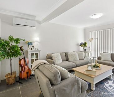 Modern 4 Bedroom Townhouse - Photo 1