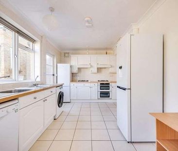 Warwick Road, Canterbury, CT1 - Photo 1