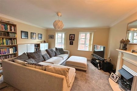 4 Bedroom Mews Available Arranging tenancy - Photo 2