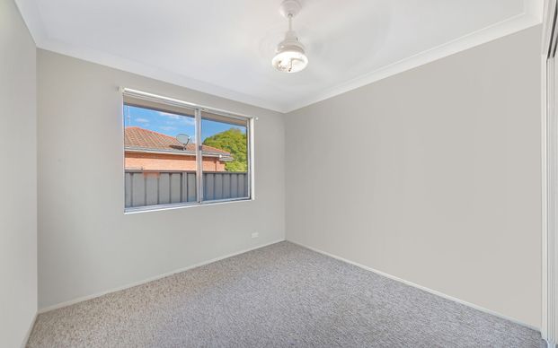 3 BEDROOM FAMILY HOME - Photo 1