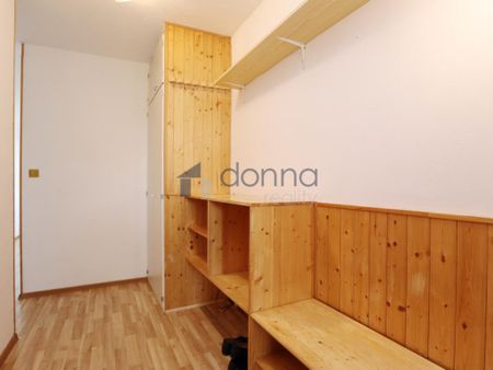 Pronájem bytu 2+kk 45 m2 - Fotografie 3