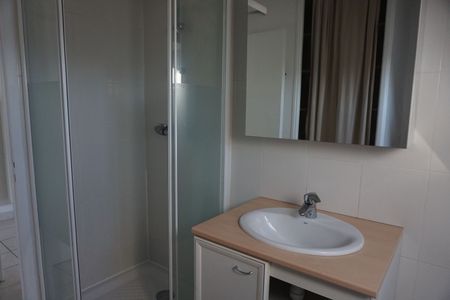 Location Appartement 2 pièces 38m² SENS 89100 - Photo 5