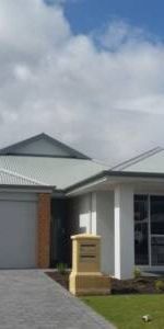 Flexible Living in Sought-After Ellenbrook Location - Photo 4