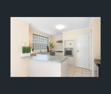 Rooms/26F Lawson Street, Bentley, WA 6102 - Photo 6