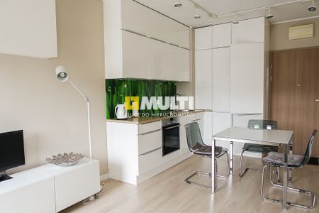 Centrum. Umebl. apartament 2pok. balkon 2300+340 - Photo 5
