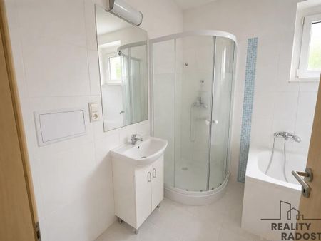 Pronájem bytu 5+kk 78 m2 - Фото 3