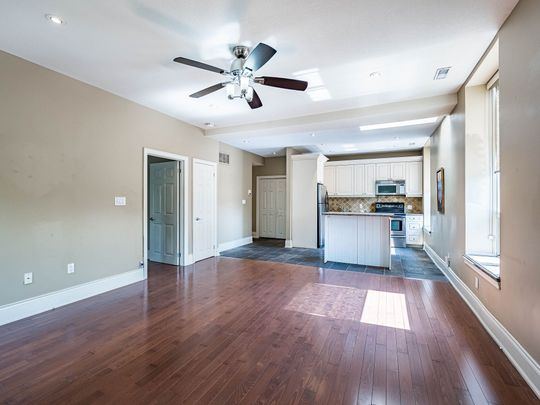 For Lease - 283 King Street Unit# 302, Hamilton, Ontario - Photo 1