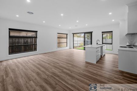 3 / 21 Redfern Crescent, Eumemmerring - Photo 2