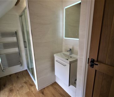 2 bedroom barn conversion to let - Photo 3