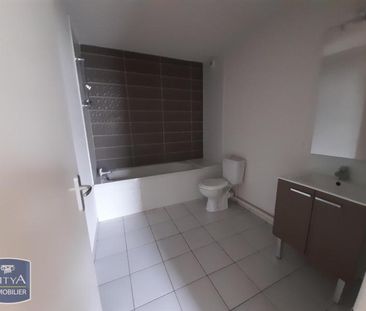 Location Appartement 2 pièces 41m² LORMONT 33310 - Photo 2