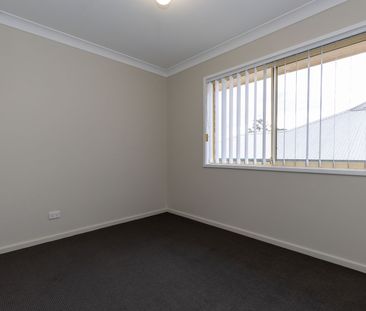 Home For Rent - Photo 3