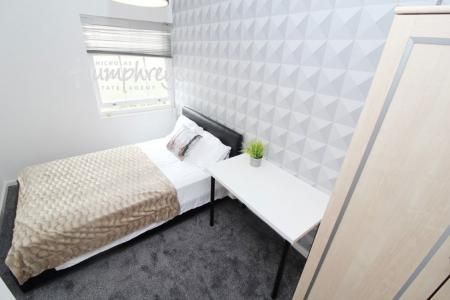 Glossop Road, S10 2GZ - Photo 3