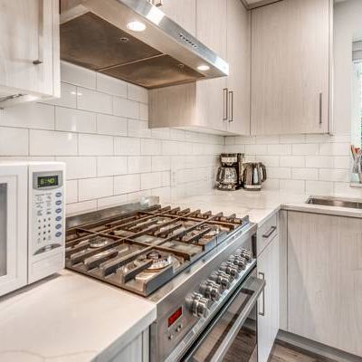 2 Bed Garden suite East Vancouver near PNE - Heated floors - Must see! - Photo 1