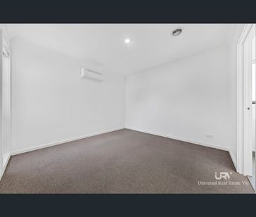 4A Parton Place, Craigieburn, Vic 3064 - Photo 2