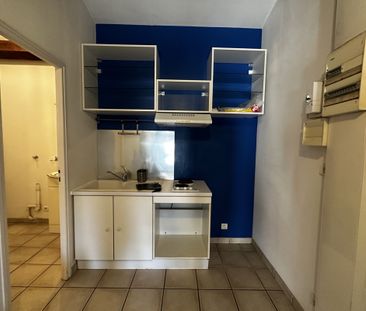 Appartement T2 SOLLIES-PONT - Photo 1