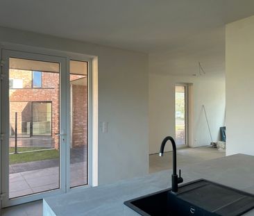 Halfvrijstaande woning net buiten het centrum - Photo 4