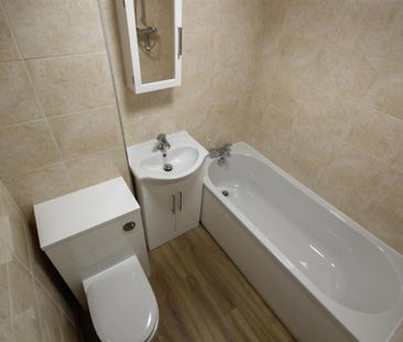 2 bedroom terraced house to rent - Photo 6