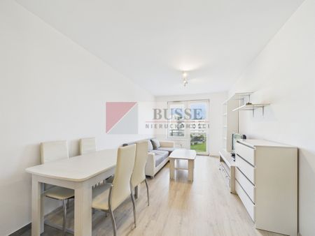 Dwa pokoje z garażem na strzeżonym osiedlu - Zdjęcie 3