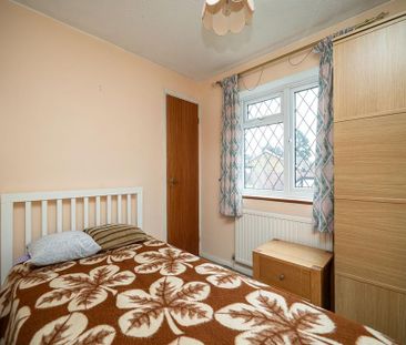 3 bedroom detached house to rent - Photo 4