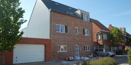 Appartement te huur in Oedelem voor € 850 met 1 slaapkamer - Photo 2